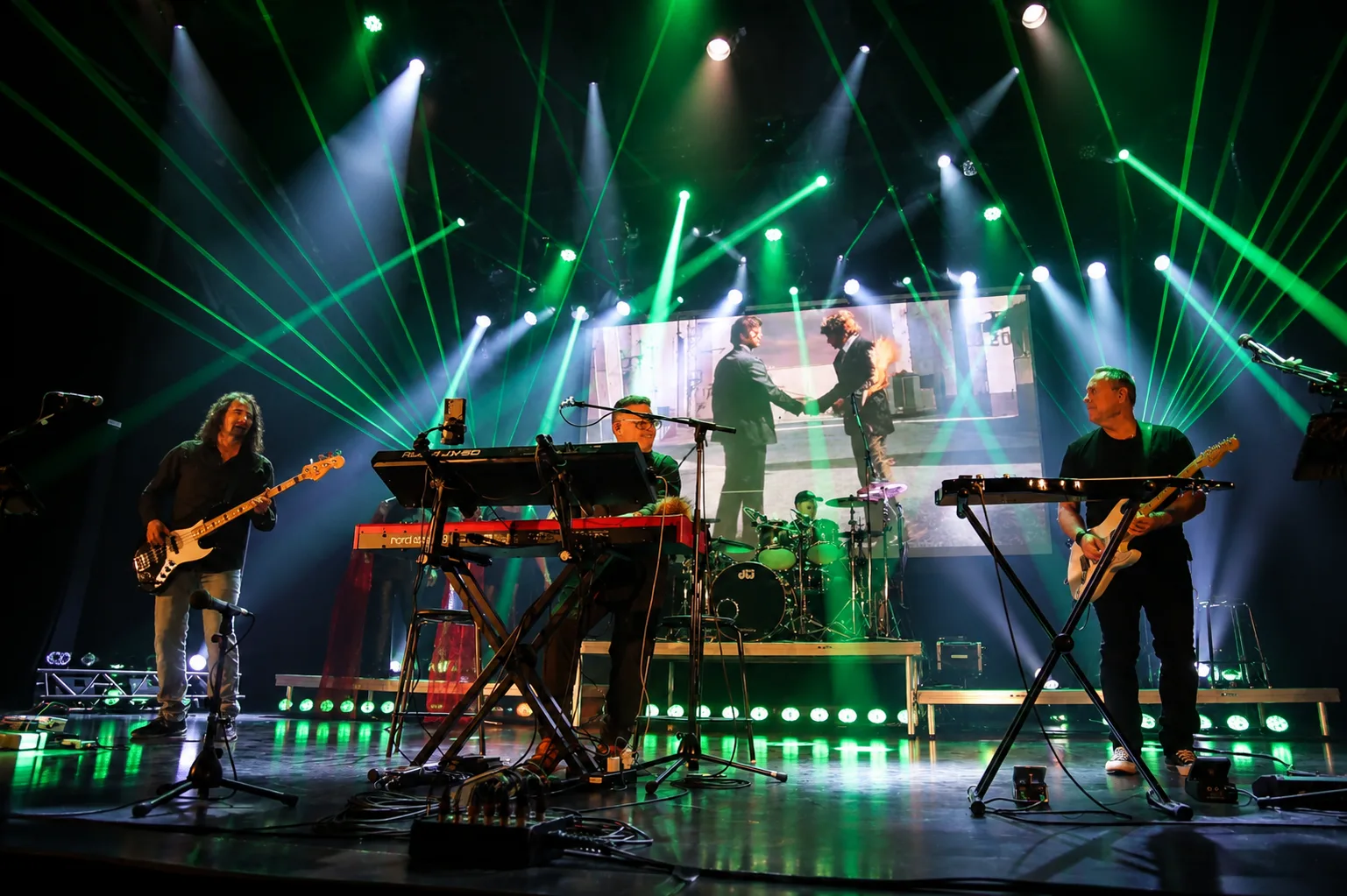 Bring Floyd sur scène avec lasers verts